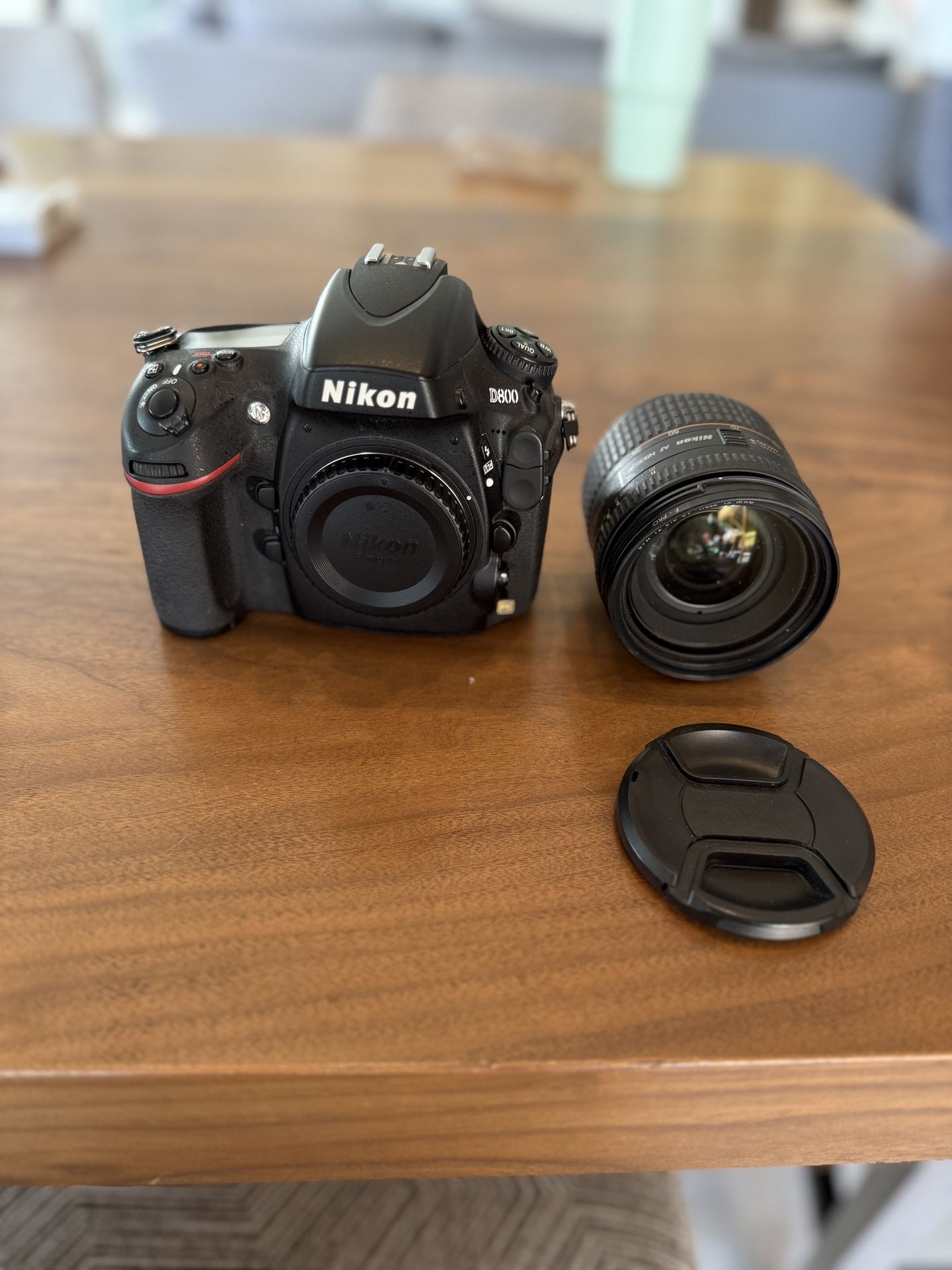 Nikon D800 With Lens