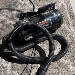 Metro vac N Blo Vacuum