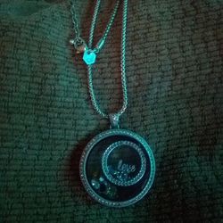 Origami Owl Charm And Lockett Necklace 