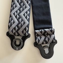 D'Addario 2-inch Nylon Auto Lock Guitar Strap - Padded Geometric