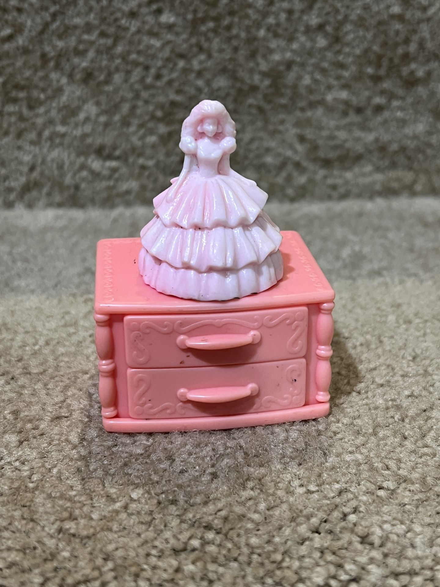 1992 Barbie vintage miniature jewelry box wind-up Magic Moves Mattel 