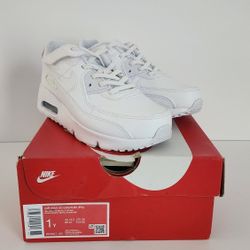 Nike Air Max 90 White Easy On Sneakers Size 1Y Like New