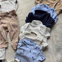 FREE Clothes for a newborn boy 0-3 months