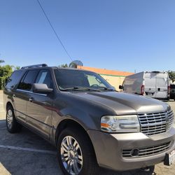 2010 Lincoln Navigator