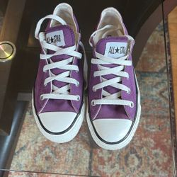 Converse All-Star, purple tennis shoes