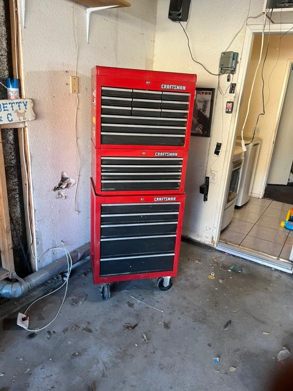 Tool Boxes 3 Craftsman Like New