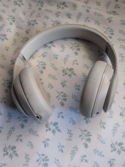 Beats studio pros