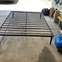 Queen Metal Bed Frame And Glass Top Table