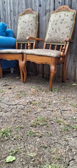 FREE TaBLE CAR !!TAKE ASAP!!
