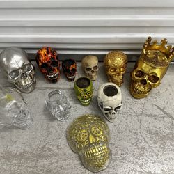 Skull Decor & Collectibles Bundle – 10+ Piece Lot