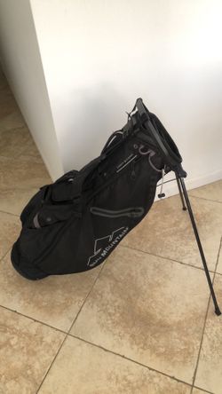Sun Mountain 3.5 stand golf bag excellent condition $269 at Dicks
