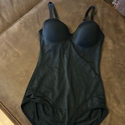 Black Stretchy Shape-wear, Marilyn Monroe Bodysuit/intimate Sleepwear Size: Medium, 