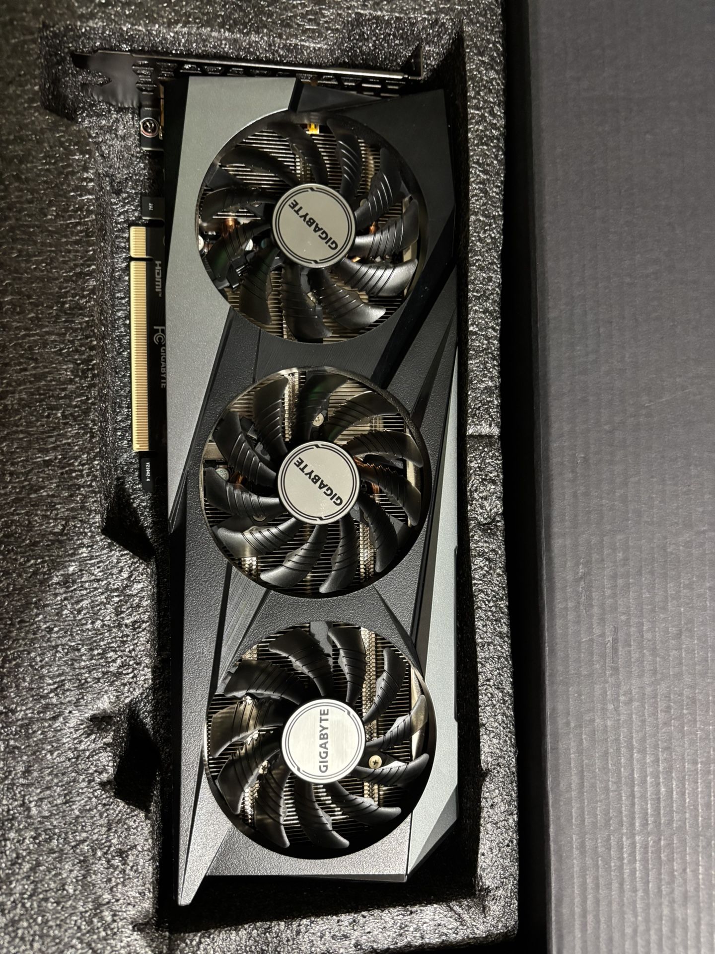 GIGABYTE GEFORCE RTX 3060 (GAMING OC 12GB)