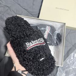 Balenciaga Fluffy Slides
