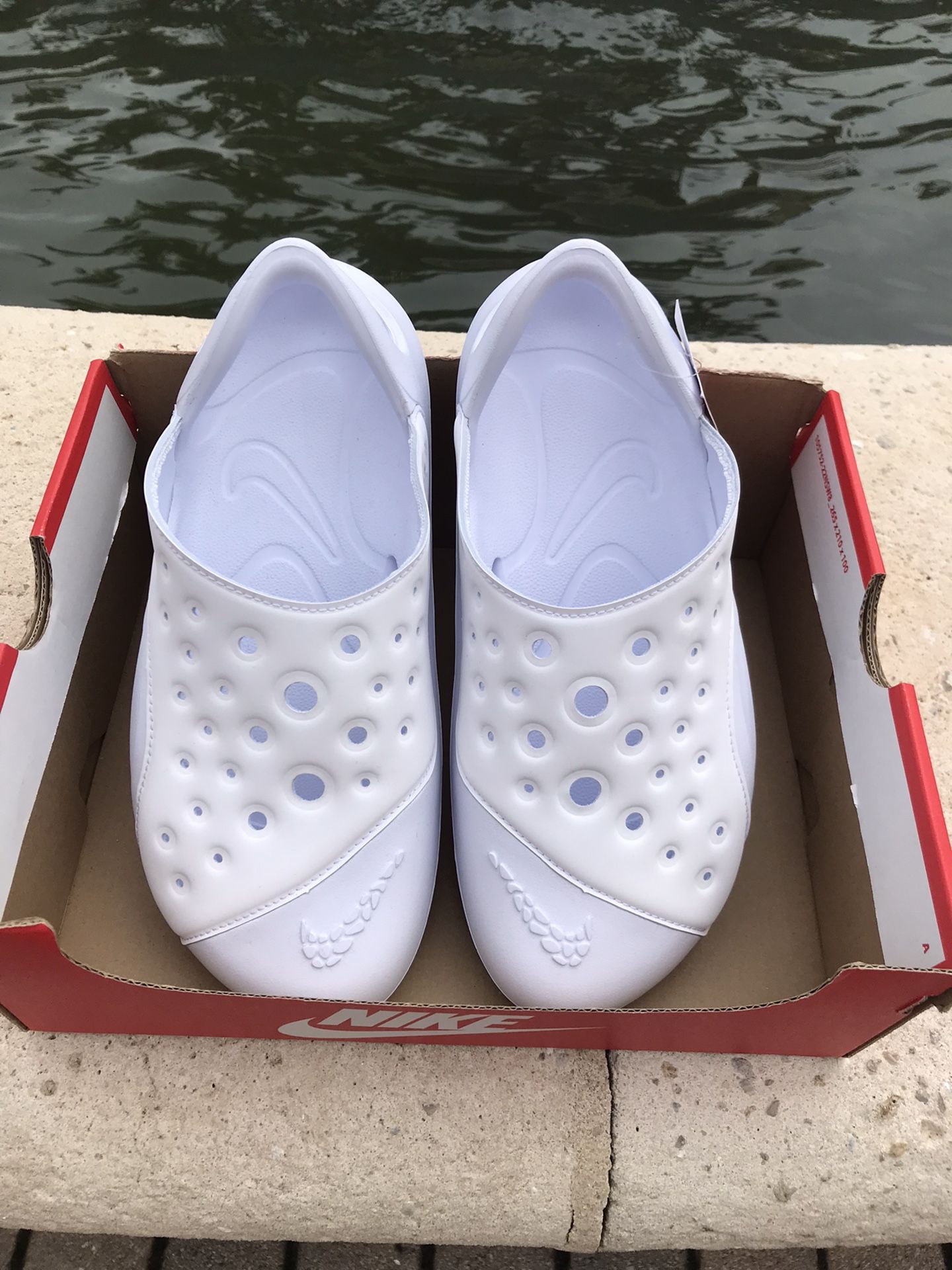 Nike Aquaswoosh (GS)