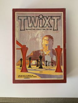 Twixt ingenious strategy game for two