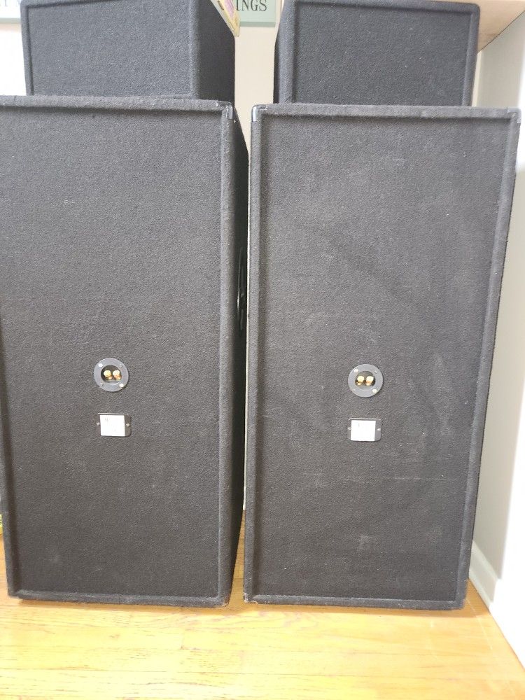Set Speaker
