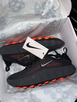 Nike Mind 002