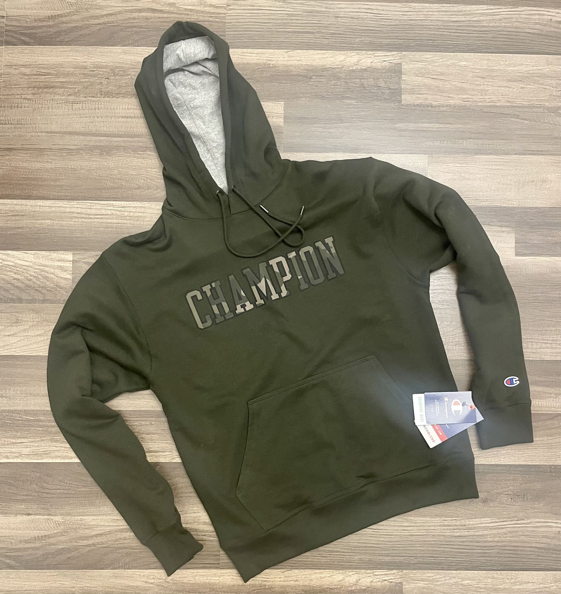 NEW MENS CHAMPION ARMY GREEN PULLOVER SWEATSHIRT/HOODIE SIZE M for Sale in  Indian Land, SC - OfferUp