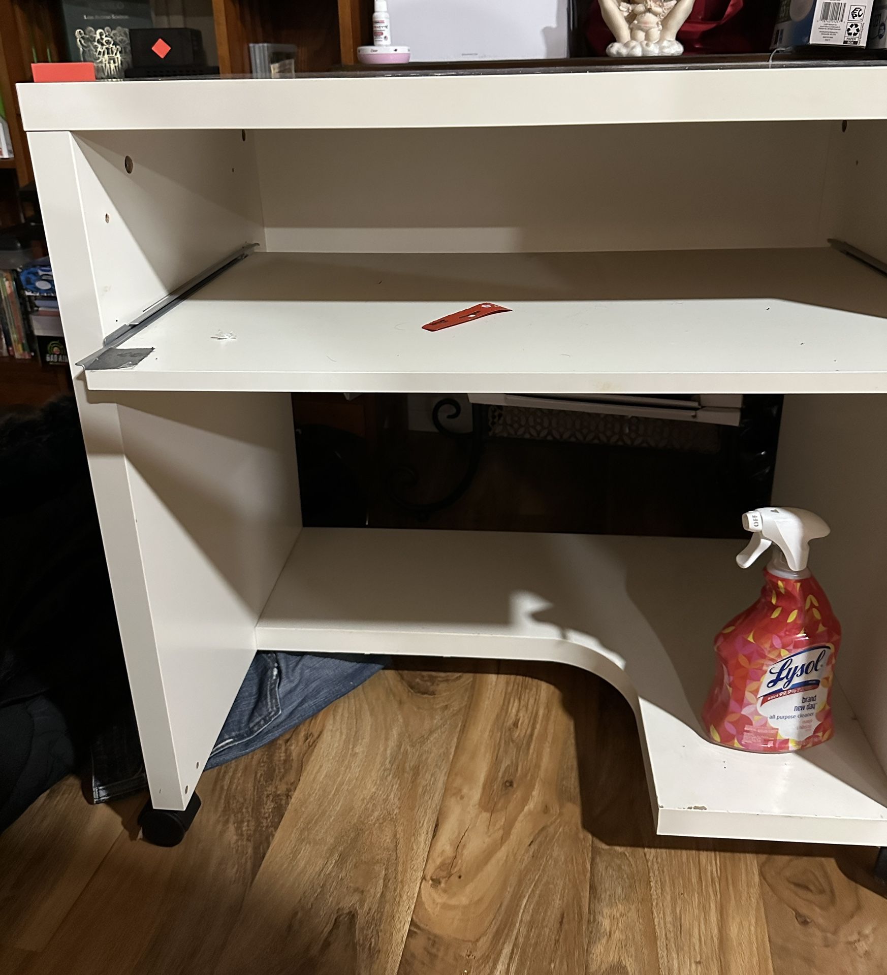 Small Desk With Wheels