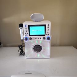 "Singing Machine" Karaoke Machine 