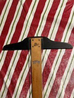 Pickett Guideline AE - 24 Drafting T-square