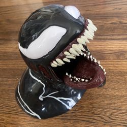 VENOM THE LAST DANCE PROMOTIONAL POPCORN BUCKET REGAL CINEMAS EXCLUSIVE  / NEW