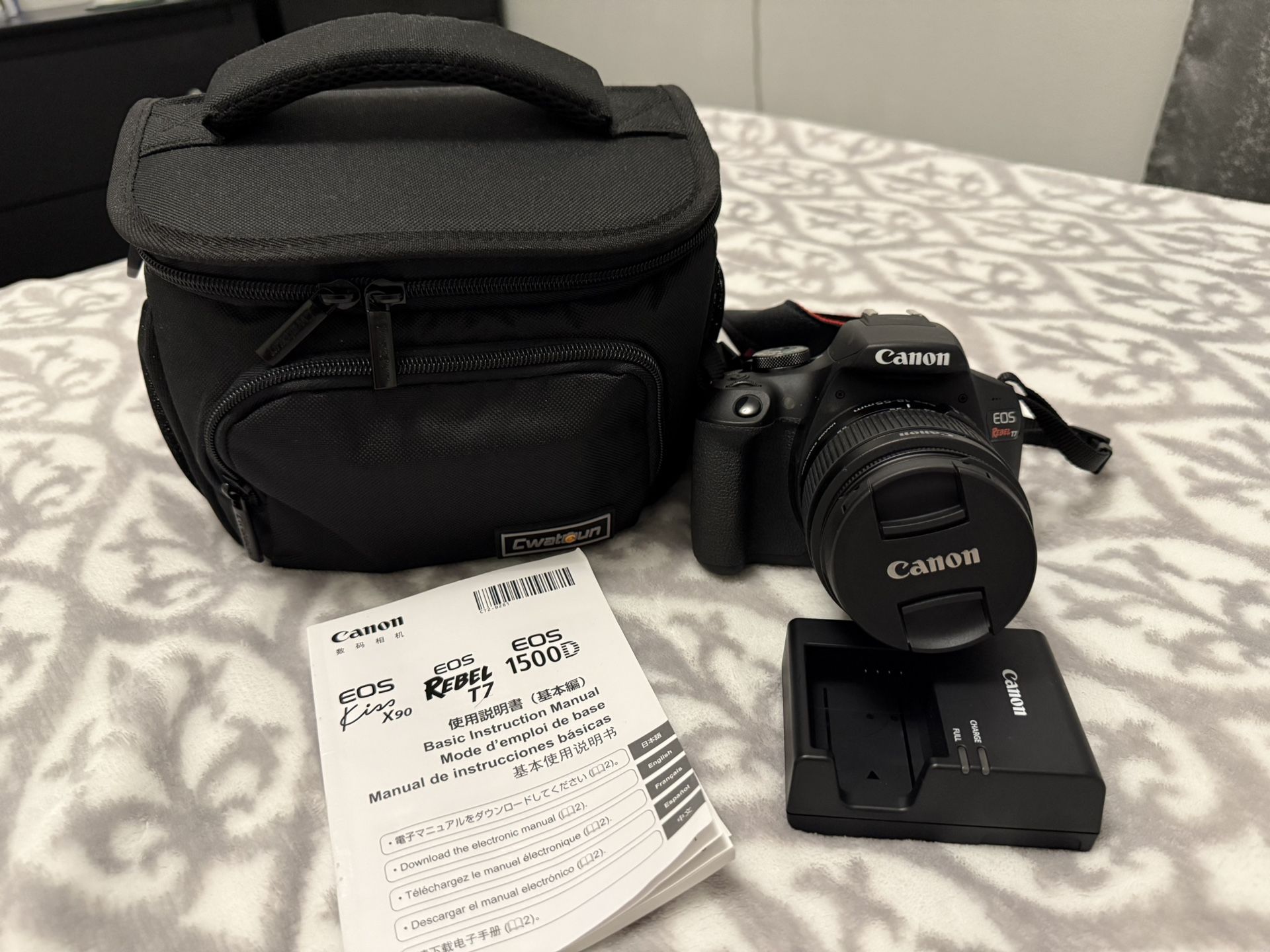 Canon EOS Rebel T7
