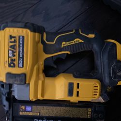 DeWalt Pin Nailer 