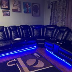 Black Diamond-Stitch Reclining Sofa Set
