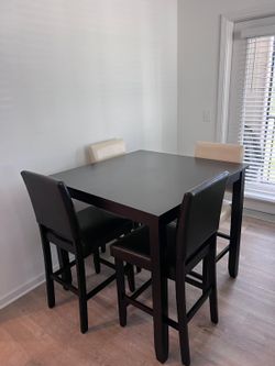 Juego de Comedor Madera - 4 seat Dining Set