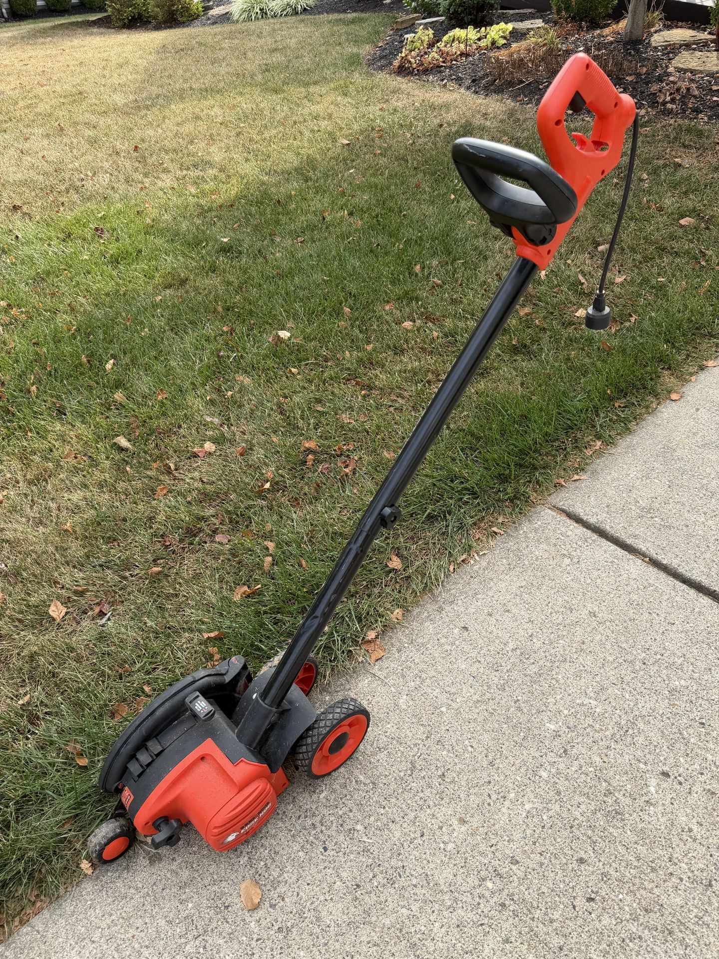 Black & Decker Edge Hog Electric Edger in great shape!