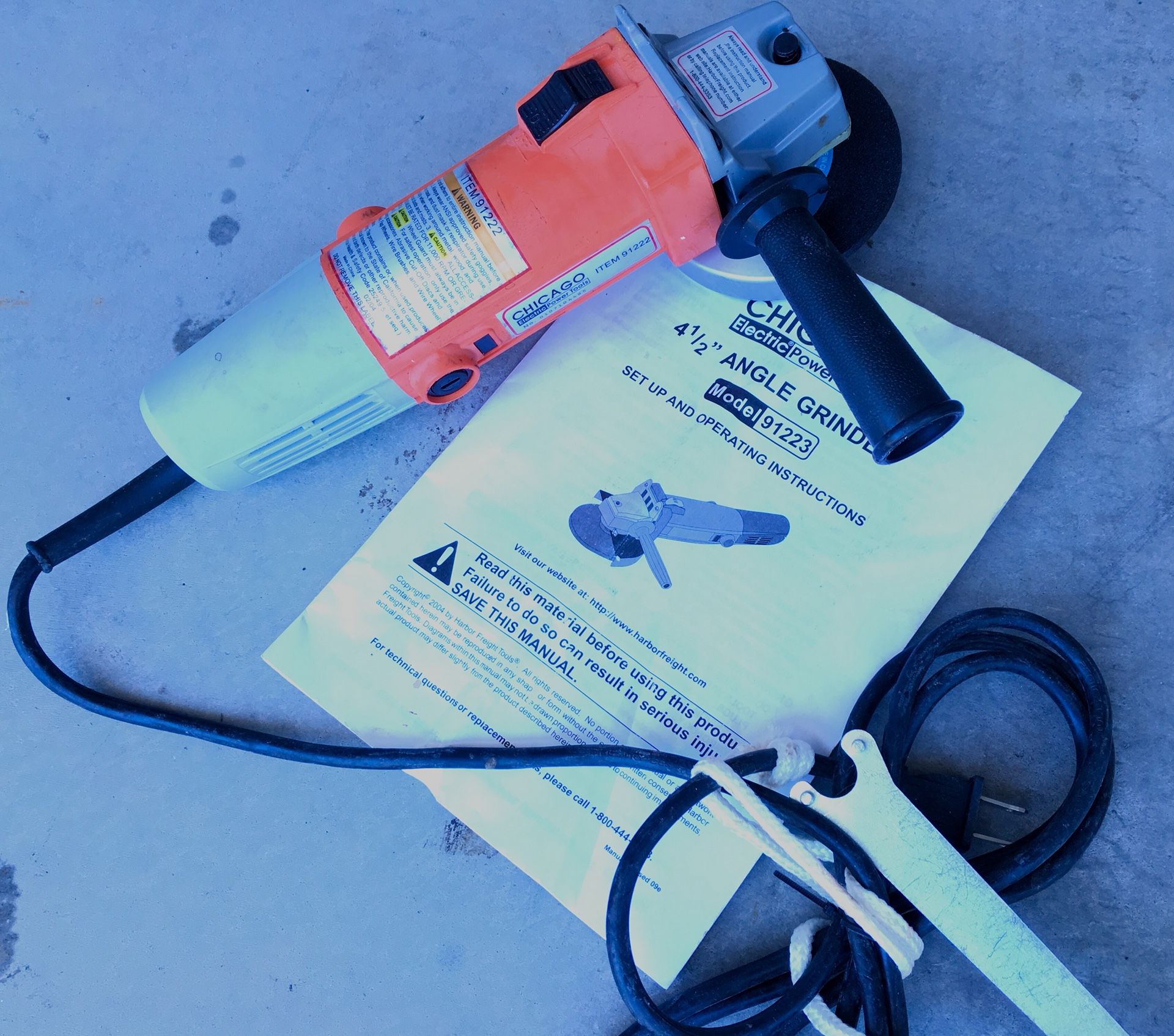 Chicago Electric Heavy Duty 4 1/2" Angle Grinder #91223, 11000 RPM, powerful