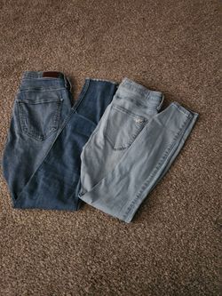 Women Hollister jeans