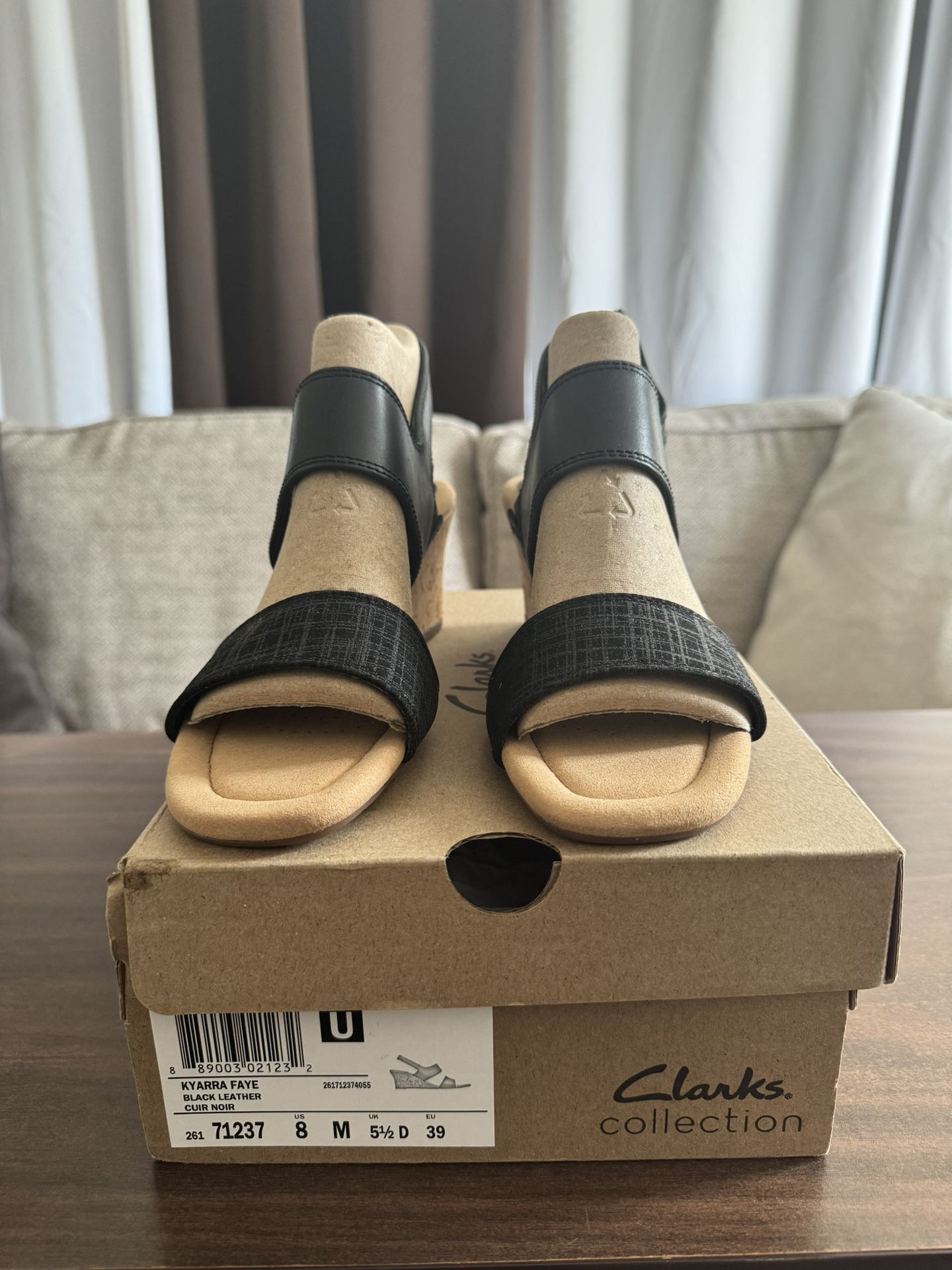 Clarks wedge sandals Size 8M