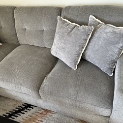 Living Room Sofa And Coffee Table 