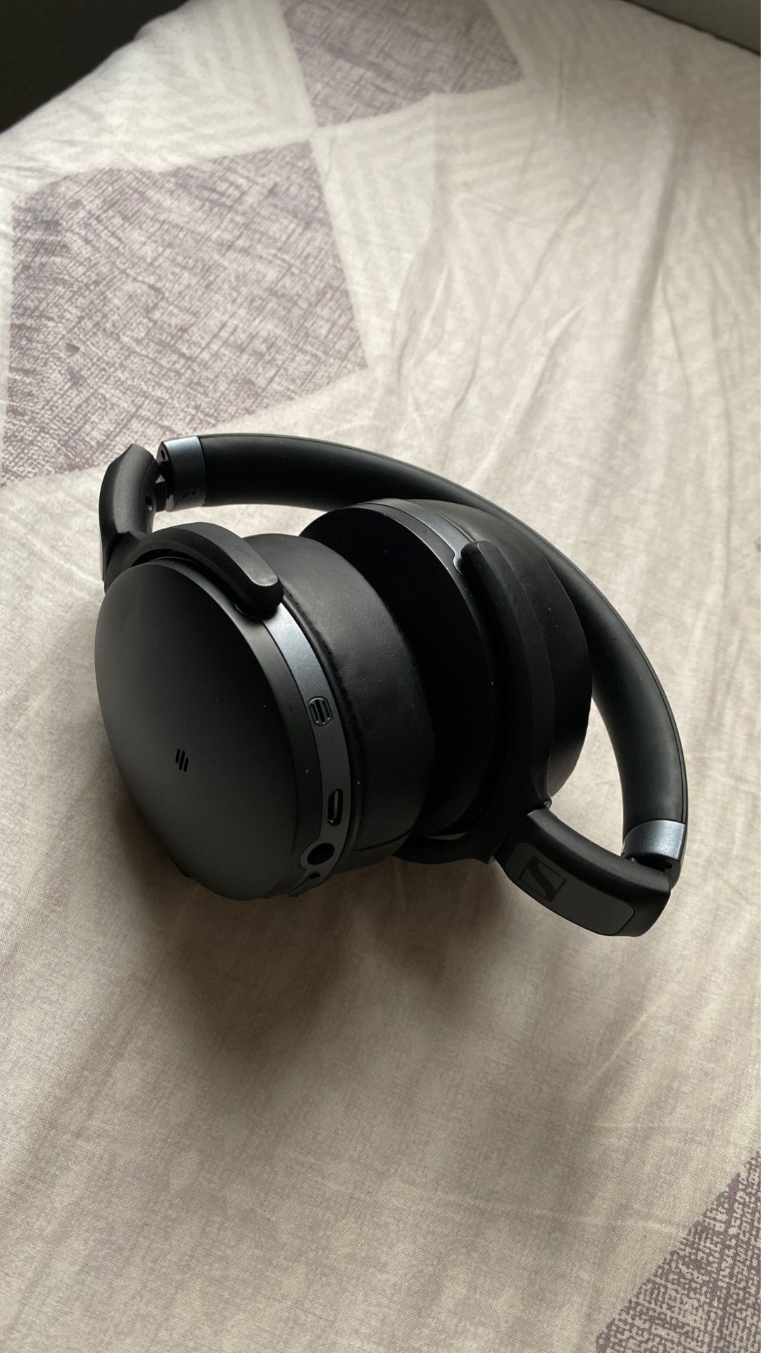 Sennheisers HD BT 4.40