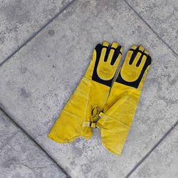 Welding Gloves And  Boot Covers
