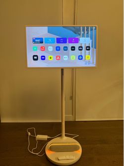 LG StanbyME Portable Wireless Display + LG XBOOM 360 Portable Speaker