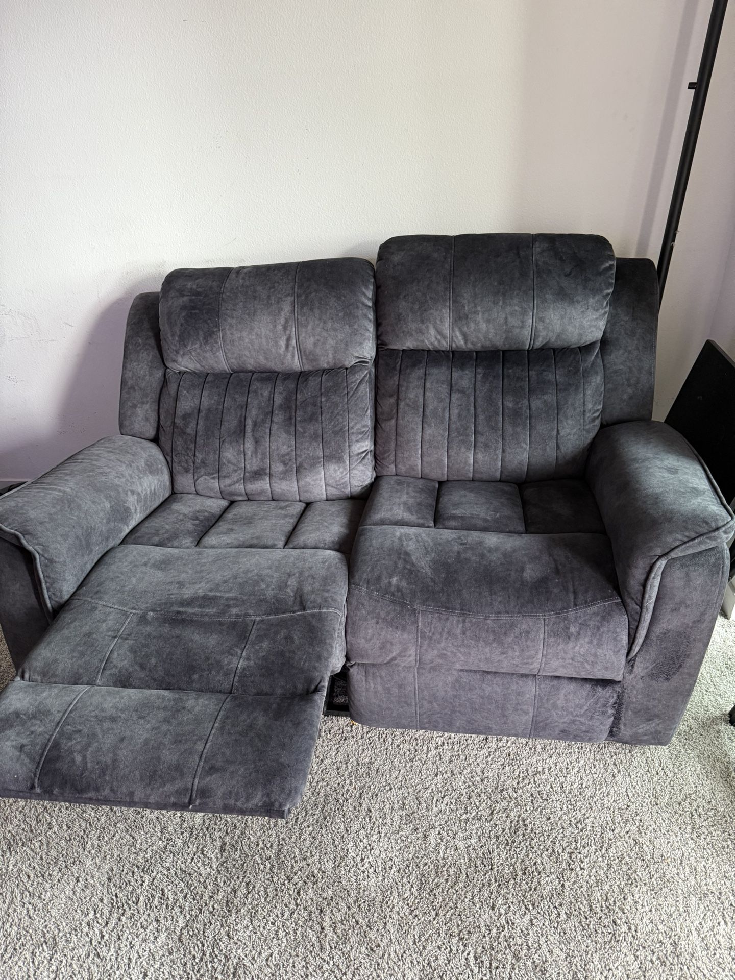 2 Sofa Recliners