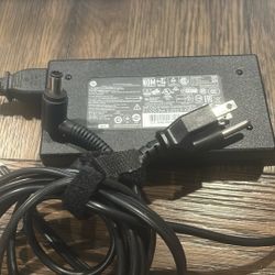 HP 730982-002-120W 19.5V 6.15A Right angle Tip Ac Adapter For HP Envy Pavilion AIO Touchsmart