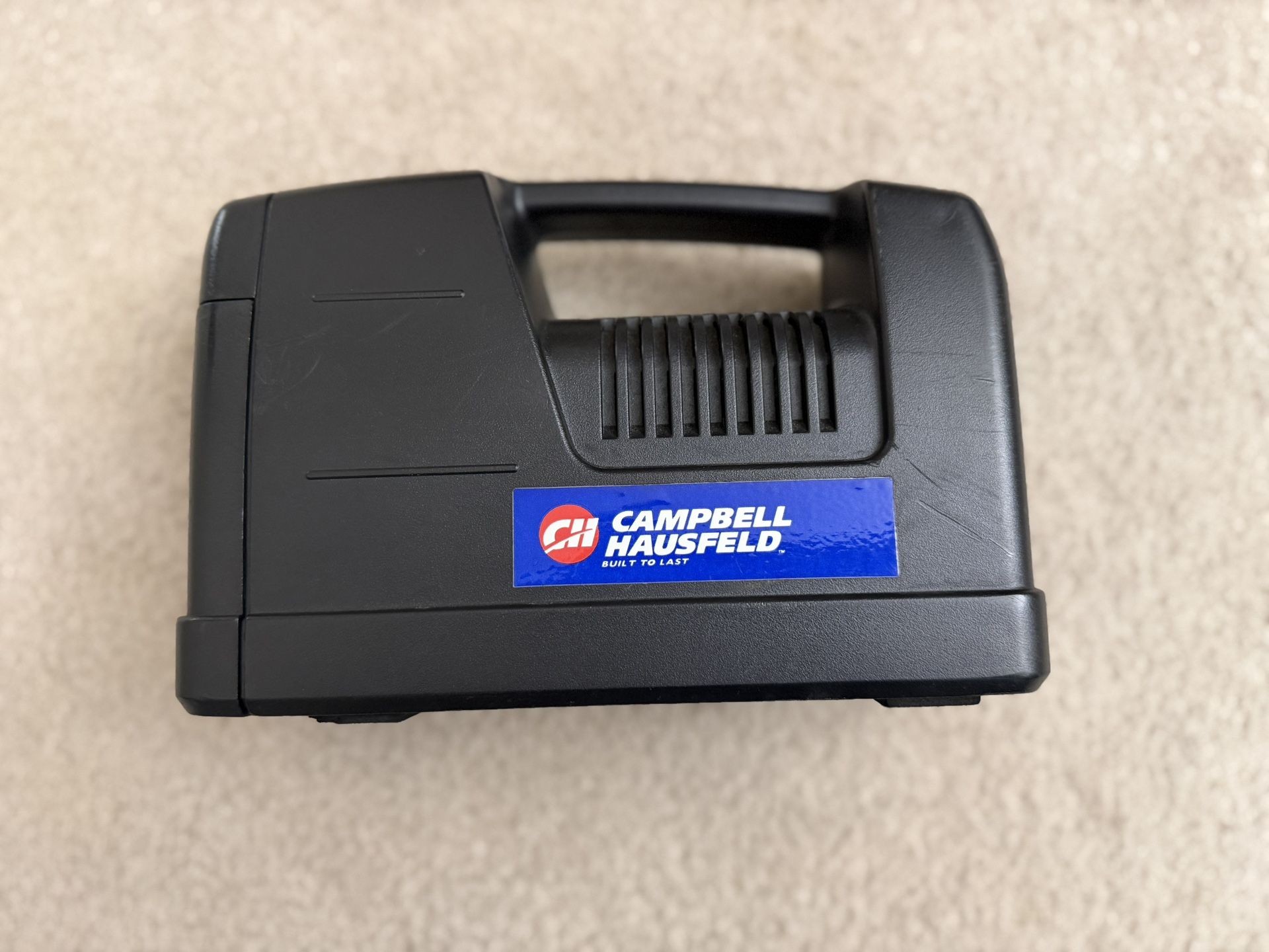 Campbell Hausfeld Travel Size Tire Compressor RP120001AV