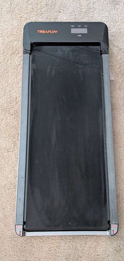 Walking pad with remote