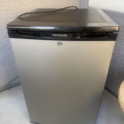 Frigidaire Mini Medium Size Spacious Fridge With Built In Freezer