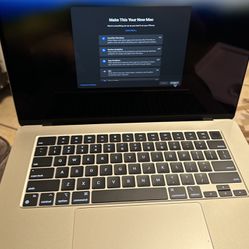 MacBook 15.3 M3 Chip