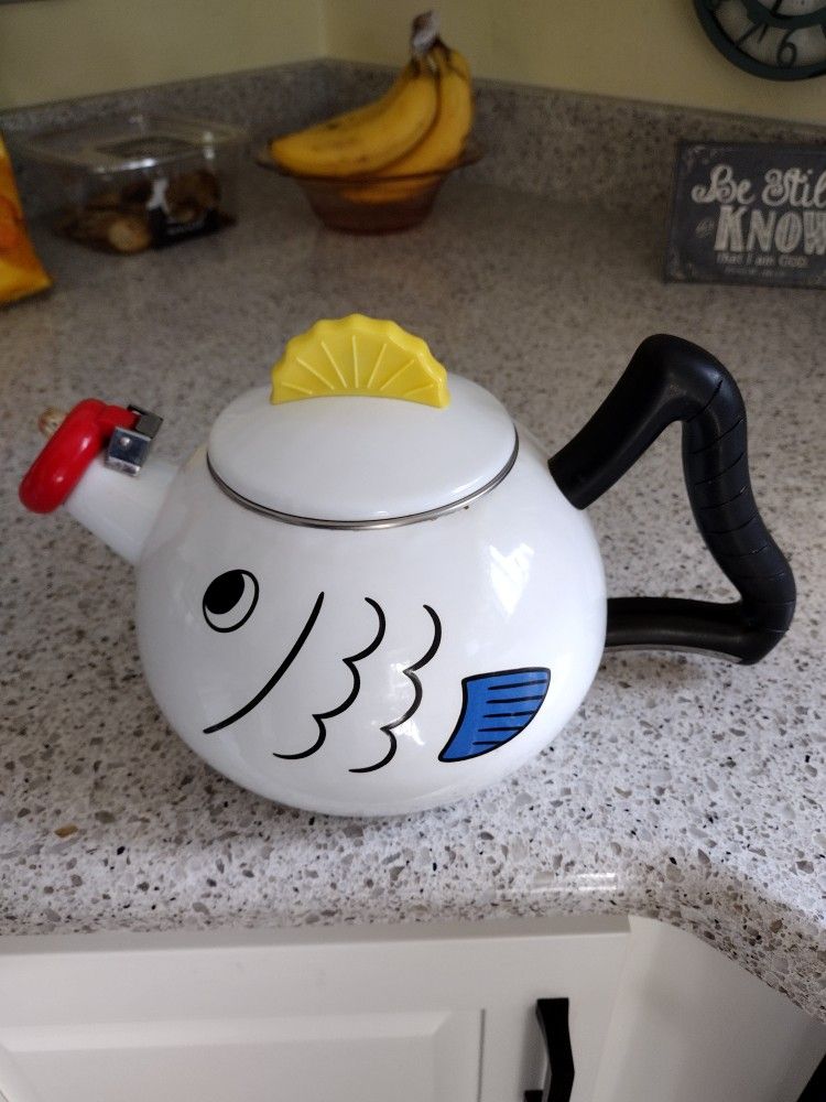 Cute Vintage Kamenstein Whistling Fish Tea Kettle