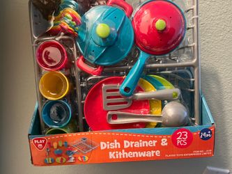 PLAY, DISH DRAINER Kitchen WARE 23 PIECE NIB
