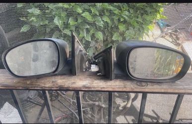 Honda OEM  Driver & Passenger Side Power Mirror