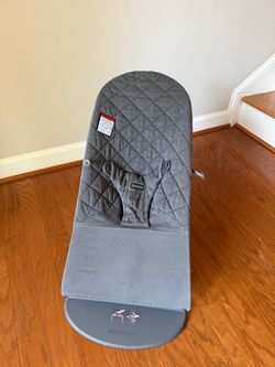 BabyBjörn Bouncer Bliss - Gray - Like New