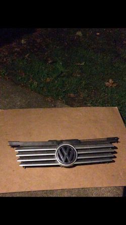 OEM VW GRILL
